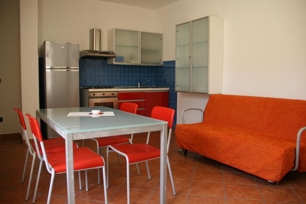 Residence Corso Monferrato Alessandria Kamer foto
